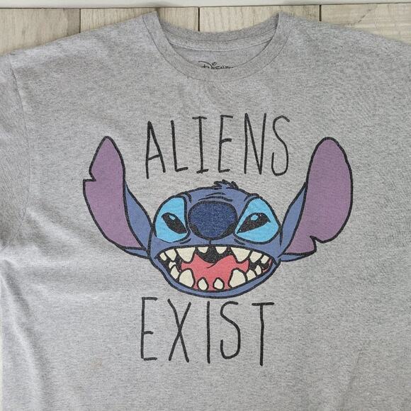 Disney Stitch Aliens Exist Graphic‎ T-Shirt Gray Short Sleeve - Picture 3 of 6